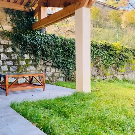 Quiet House With Nice Garden Wifi Semesterbostad